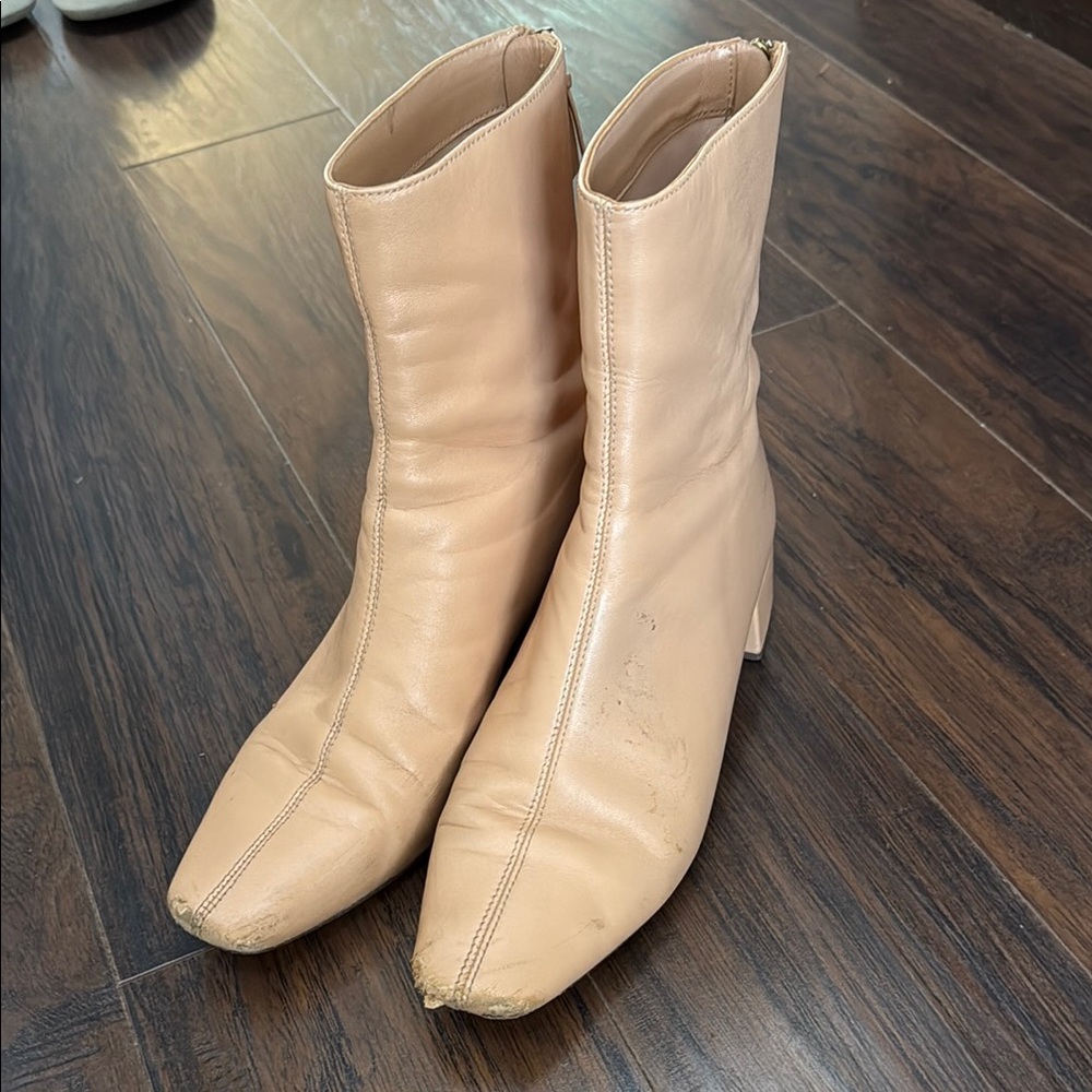 Elegant Tan Leather Ankle Boots
